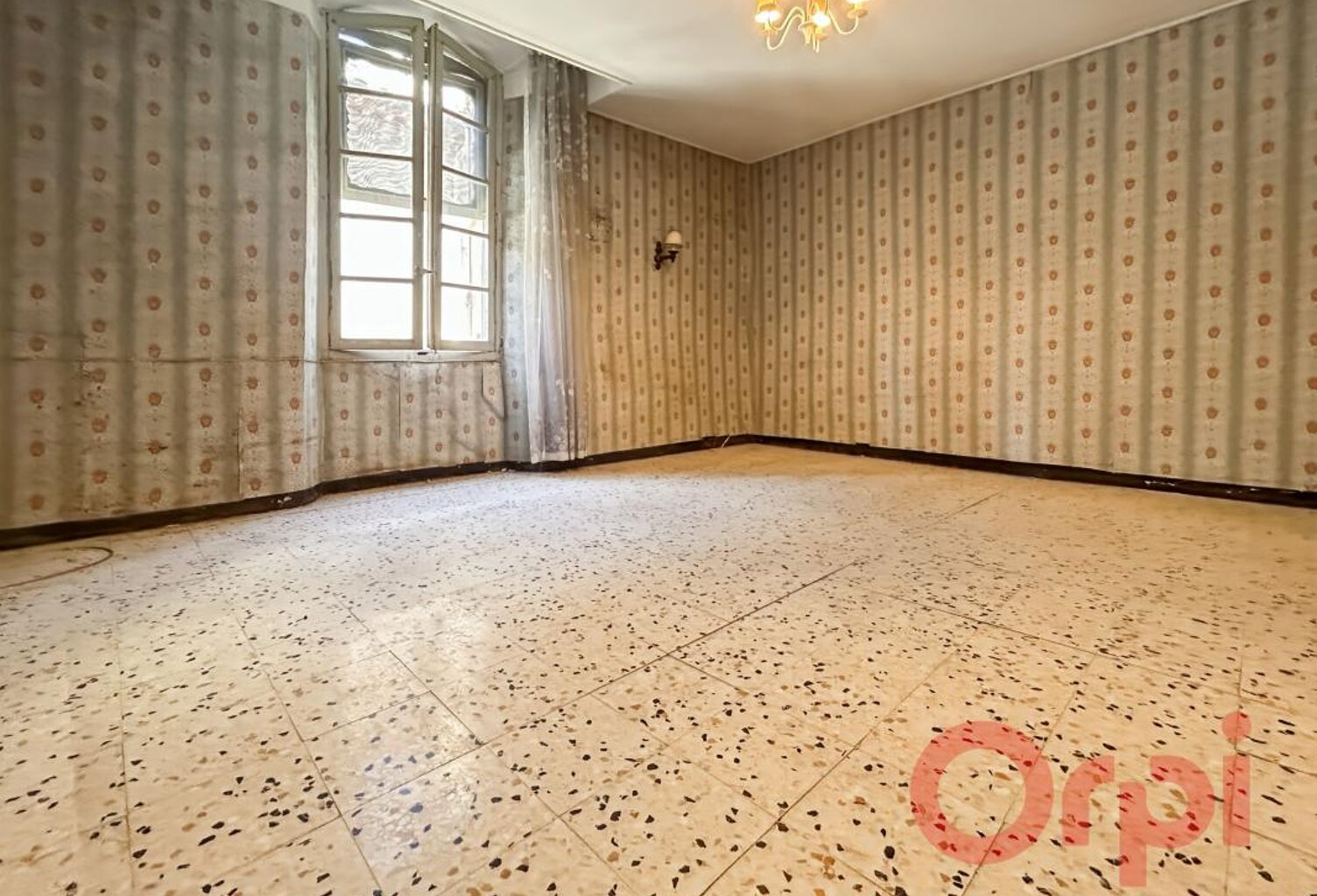 À Vendre : Maison de village à rénover au cœur de Sérignan – Fort potentiel ! — photo 1