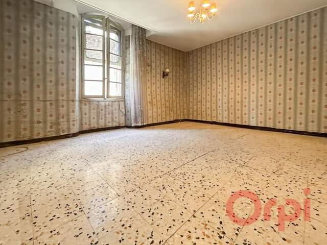 À Vendre : Maison de village à rénover au cœur de Sérignan – Fort potentiel ! — photo du bien