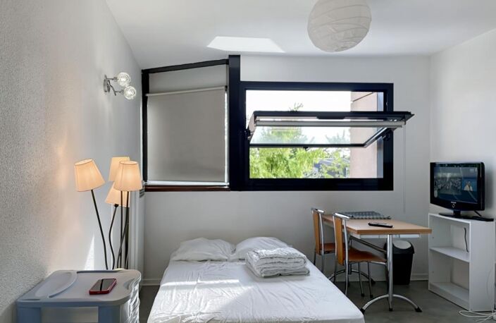Studio meublé  à louer à Orléans — photo 2