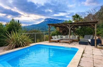 SOLLIES-VILLE: VUE MER & CALME POUR CETTE MAGNIFIQUE VILLA — photo du bien