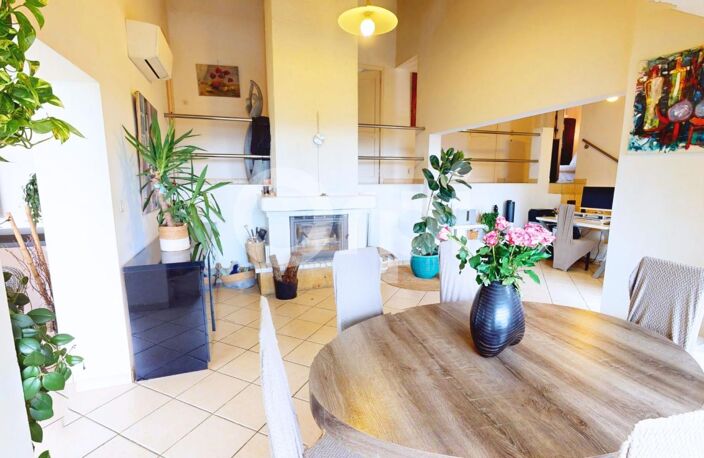 SOLLIES-VILLE: VUE MER & CALME POUR CETTE MAGNIFIQUE VILLA — photo 3