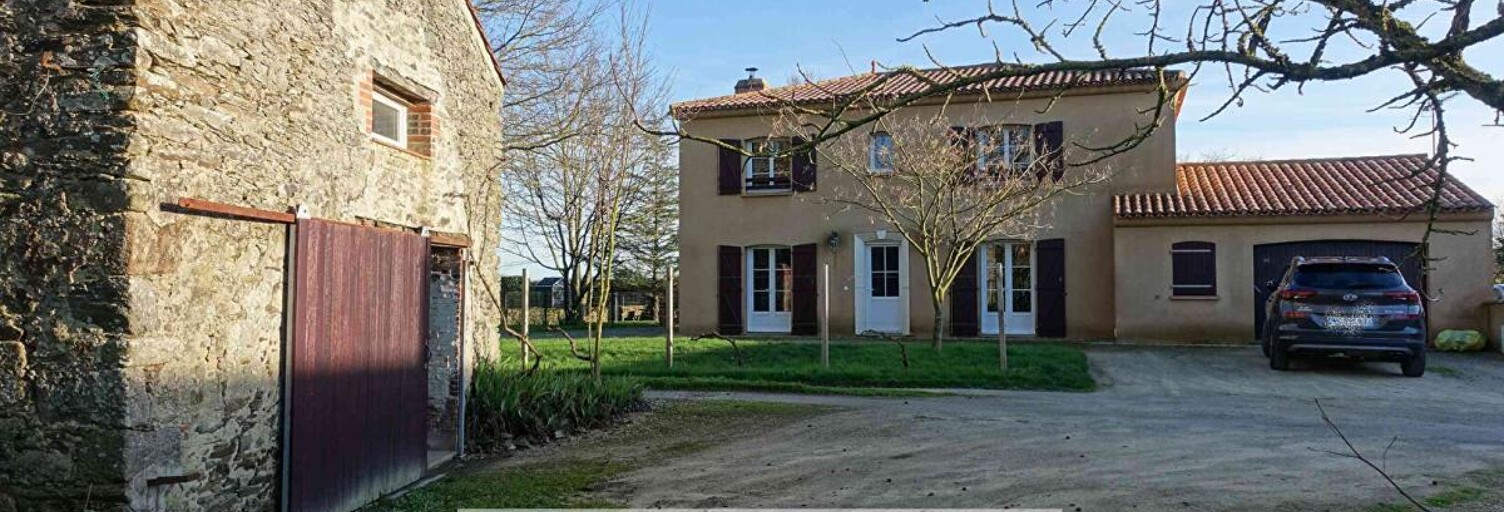 Maison 6 Pièces 154 m² à vendre à Essarts-en-Bocage (85140)