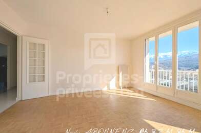 Appartement 3 pièces 125000 €