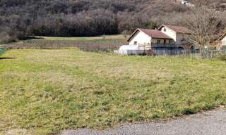 Terrain  2233 m² à vendre à Conzieu (01300)