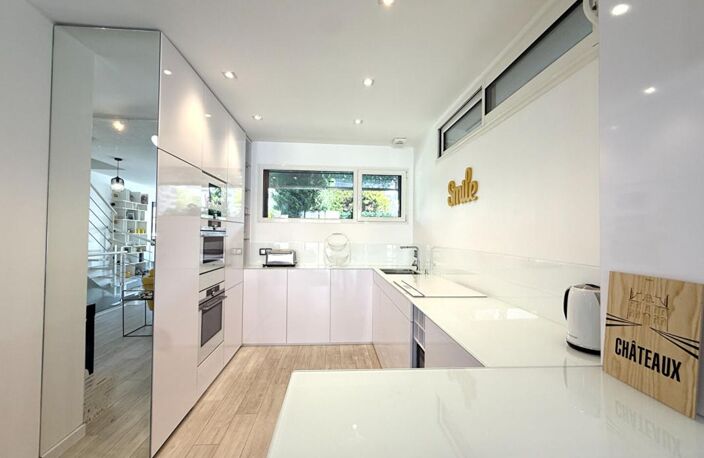 LA BAULE Maison contemporaine d'exception, Emplacement premium. A pied de la Place du marché et des commerces, 5 chambres — photo 2