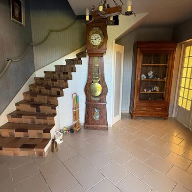 Maison 10 pièces 162000 €