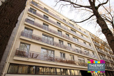Garage  24000 €