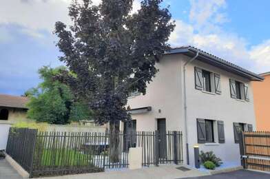 Maison 4 pièces 1898 €