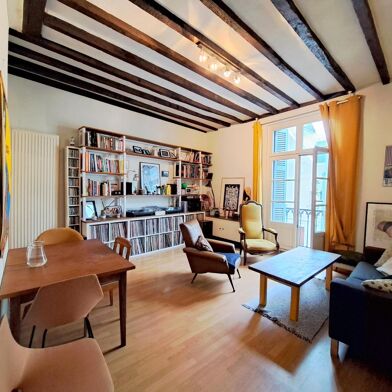 Appartement 3 pièces 880 €