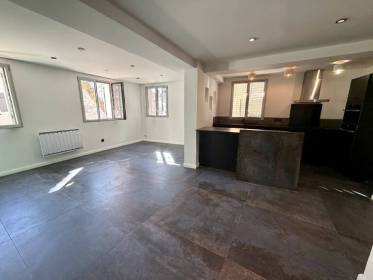 APPARTEMENT T3 RENOVE A VENDRE SUR EGUILLES — photo 1