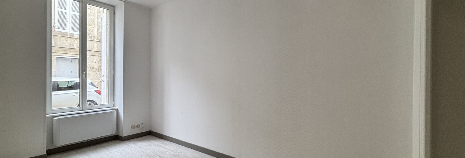 Appartement 1 Pièce 26 m² à louer à Rochefort (17300)