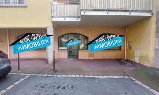 Immeuble  80 m² à vendre à Montbrison (42600)