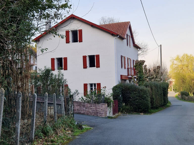 Maison traditionnelle Itxassou — photo 1