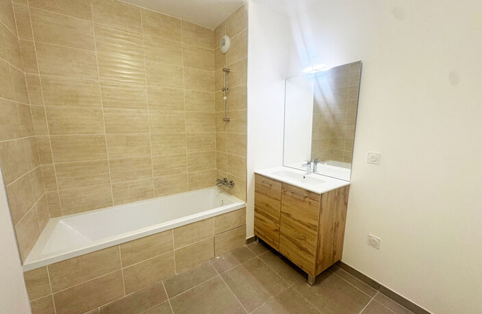 T3 BBC - CENTRE VILLE - BALCON 18M2 — photo 5