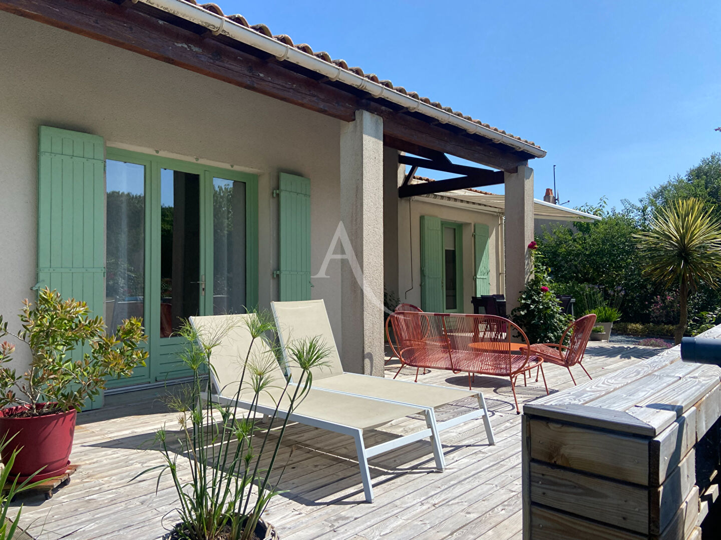 Villa / Maison  T5 à vendre Rochefort 17300