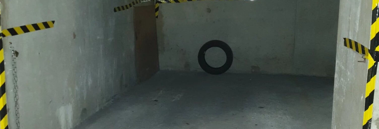 Garage   m² à louer à Nice (06000)