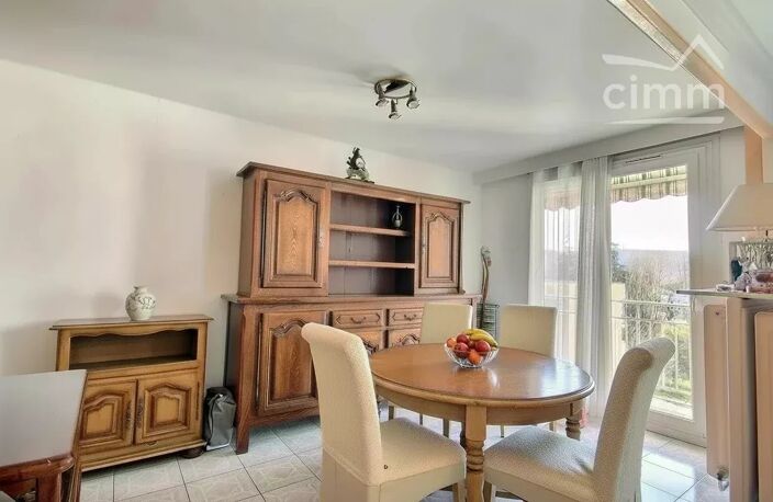 À vendre : Eybens T4 + cave et parking — photo 2