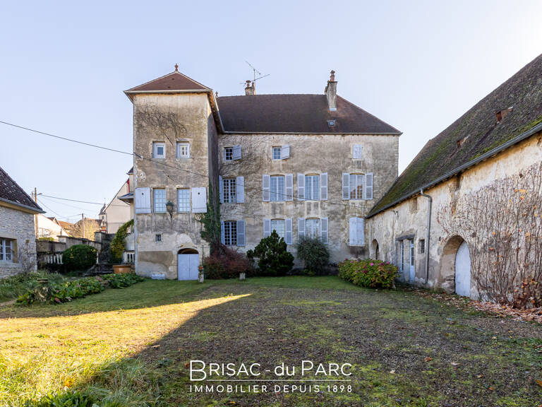 HAUTE SAÔNE, à 10 min. de GRAY - Belle propriété XVIIIème avec dépendances sur 1,2ha environ, à rénover — photo 1