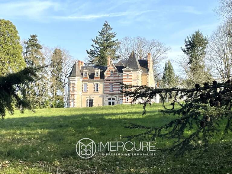 ELEGANTE PROPRIETE XIXe — photo 1