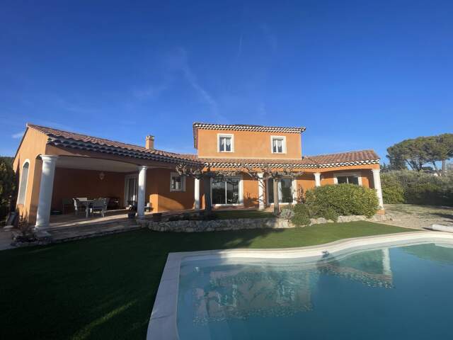 GRANDE VILLA CONJUGUANT LUXE ET INNOVATION — photo du bien