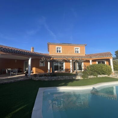 Maison 7 pièces 600000 €