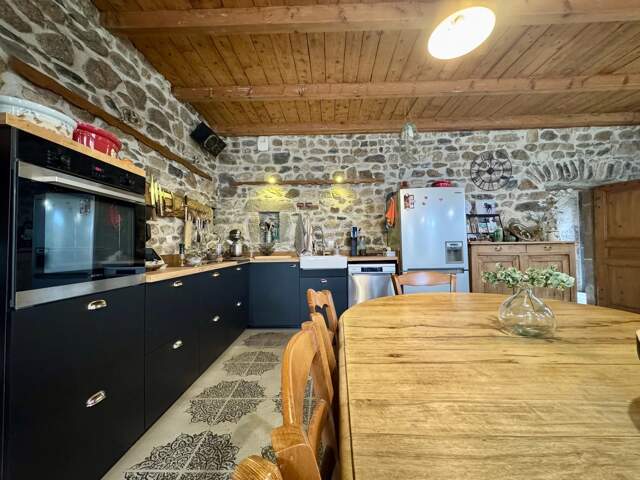 Maison de village rénovée — photo du bien