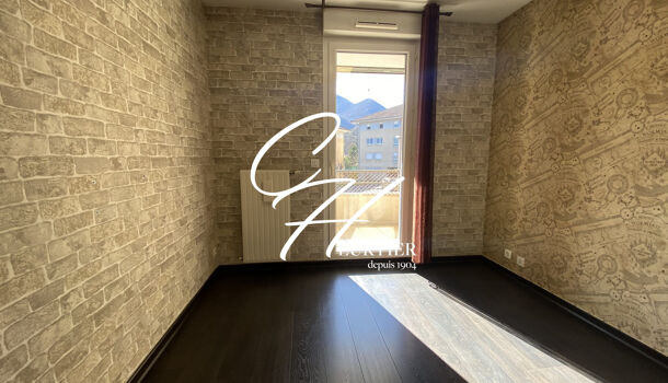 Appartement 4 pièces  à louer Vif 38450