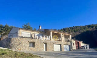 Maison 5 Pièces 200 m² à vendre à Peyroules (04120)