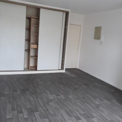 Appartement 2 pièces 453 €