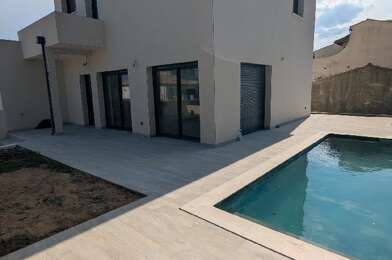 Maison 5 pièces 379000 €