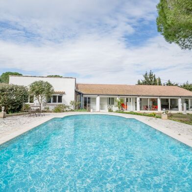 Maison 7 pièces 749000 €