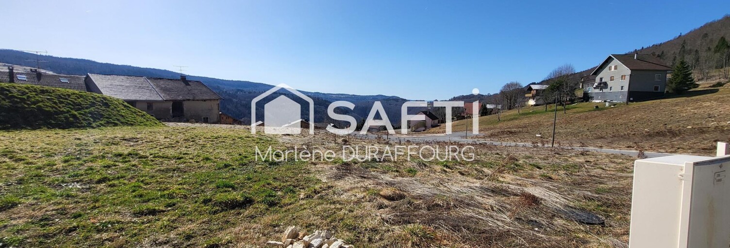 Terrain  911 m² à vendre à Hauts de Bienne (39400)