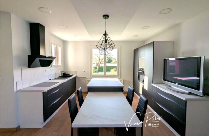 JOLI PAVILLON - JARDIN - CENTRE VILLE - 4 CHAMBRES - 150M2 — photo 3