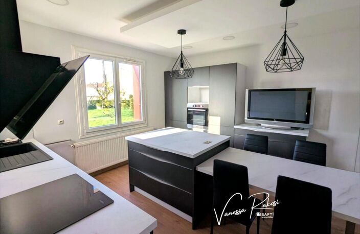 JOLI PAVILLON - JARDIN - CENTRE VILLE - 4 CHAMBRES - 150M2 — photo 4