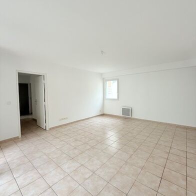 Appartement 3 pièces 1081 €