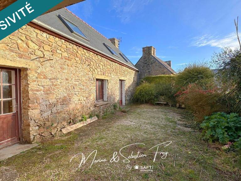 Maison en pierre à rénover  Cœur de bourg de Camlez — photo 1