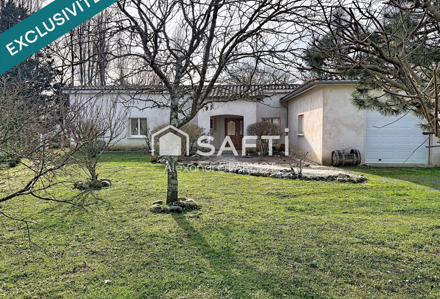 Jolie contemporaine, sur un parc arboré de 2756 m2 — photo 1