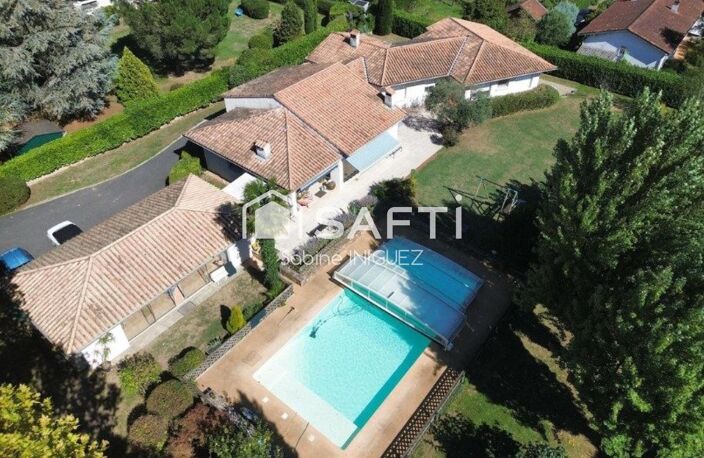MAISON DE PLAIN PIED, PISCINE, PAS DE VIS A VIS — photo 2
