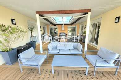 Maison 5 pièces 670200 €
