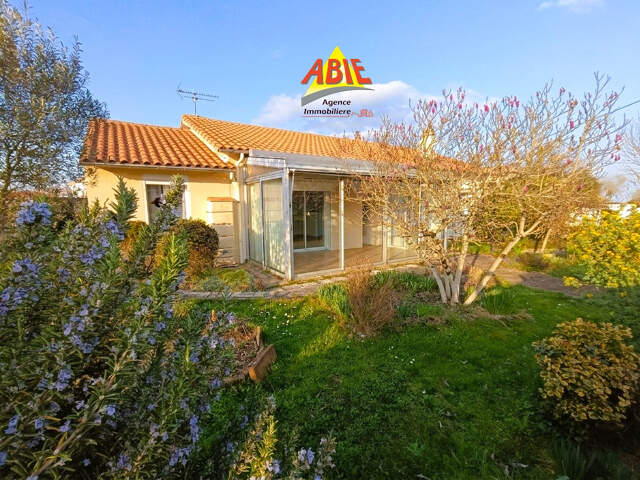 Maison de plain-pied avec jardin et garage   Secteur recherc — photo du bien