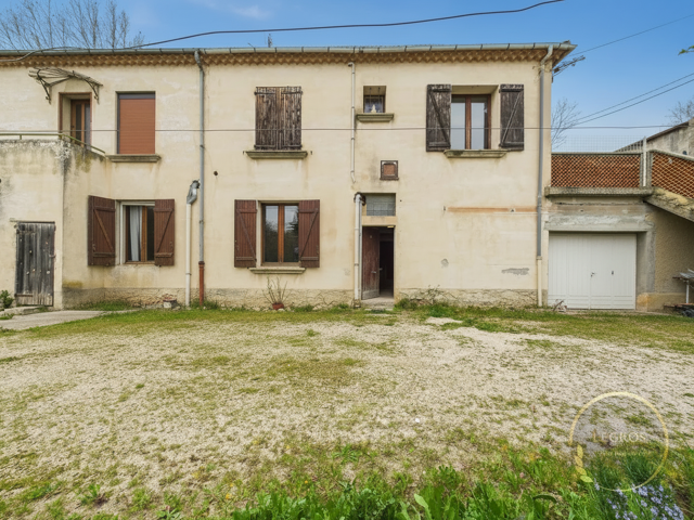 Maison 100 m2 avec 2 garages à Bédarrides. — photo du bien