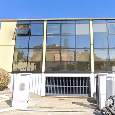 Bureau 3 pièces 1630 €