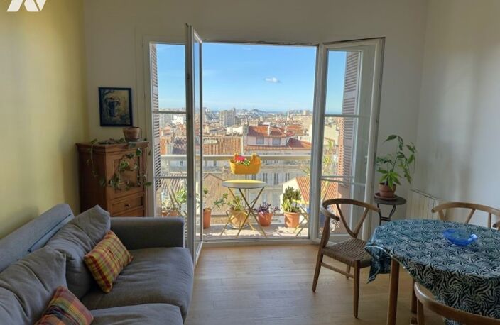 Vente appartement 3 pièces 71 m² Marseille 1 (13001) — photo 2