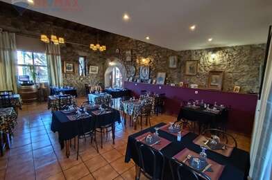 Commerce 3 pièces 77000 €