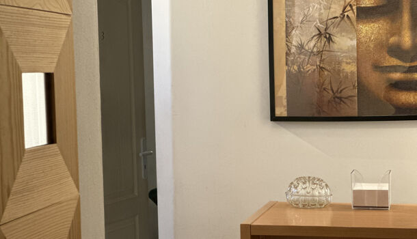 Local commercial 4 pièces  à louer Hyères 83400