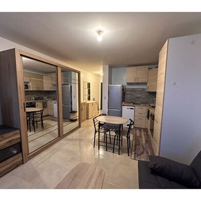 Appartement 1 pièces 735 €