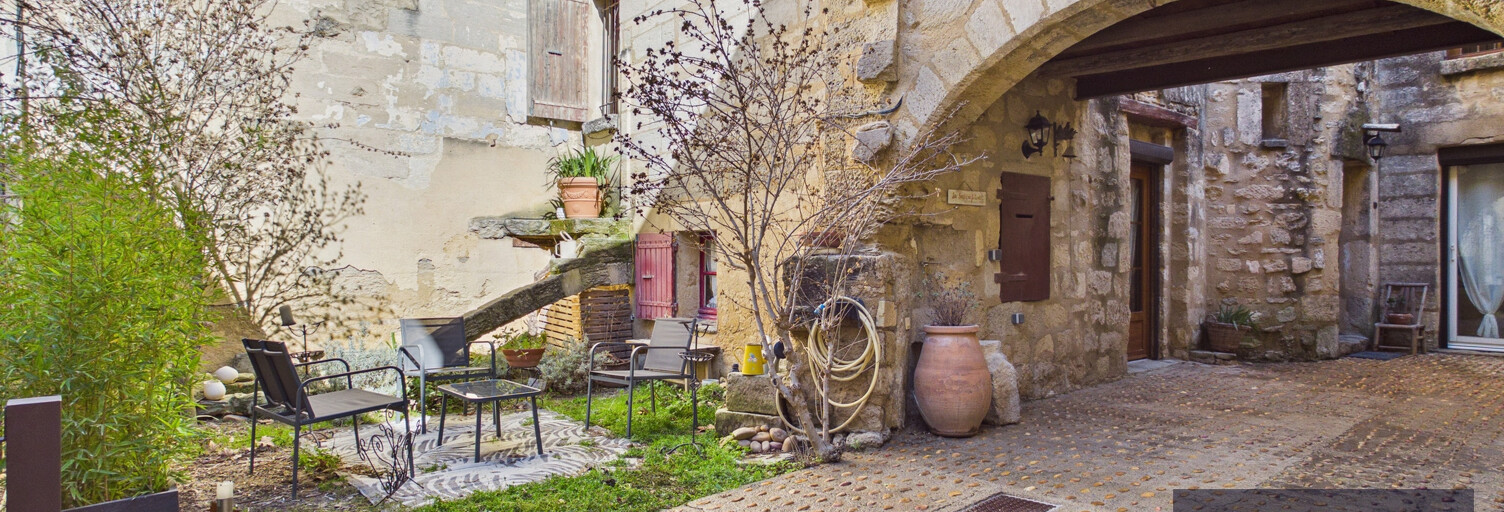 Maison 6 Pièces 121 m² à vendre à Barbentane (13570)