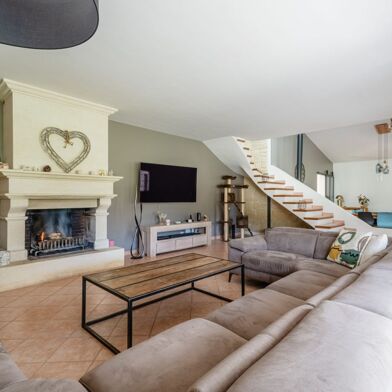 Maison 7 pièces 940000 €