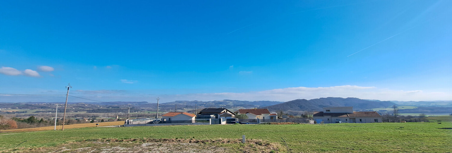 Terrain  935 m² à vendre à Saint-Jean-de-Galaure (26240)