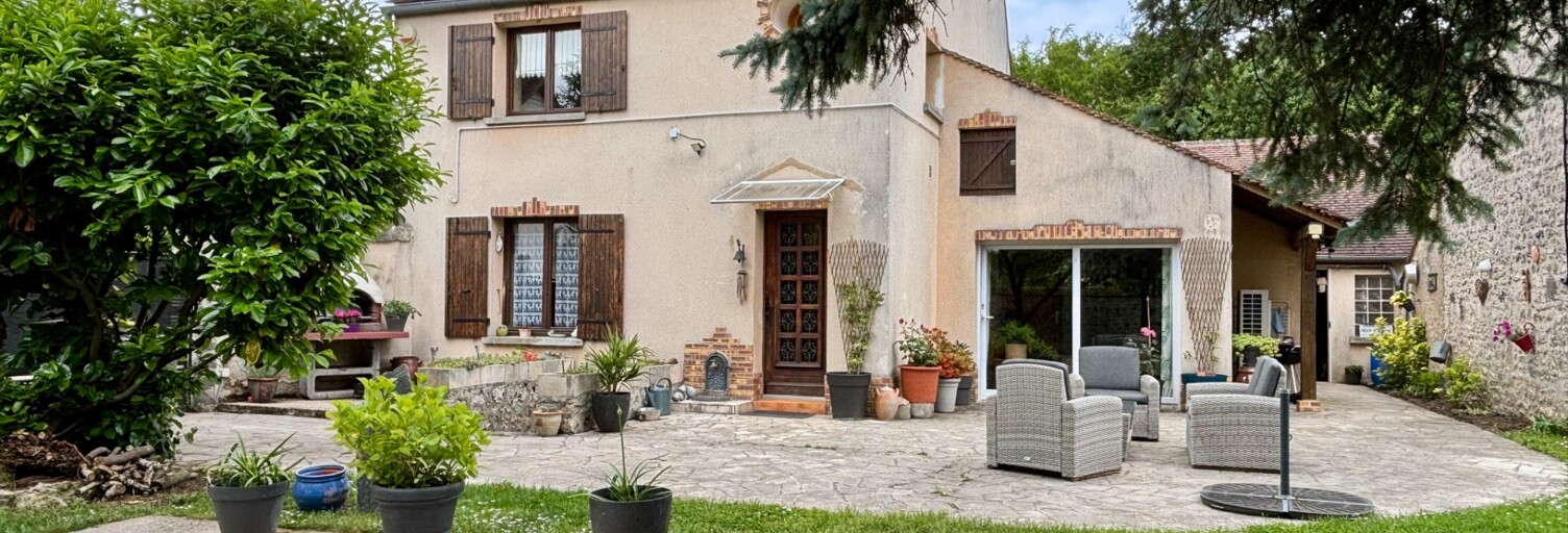 Maison 5 Pièces 107 m² à vendre à Souppes-sur-Loing (77460)